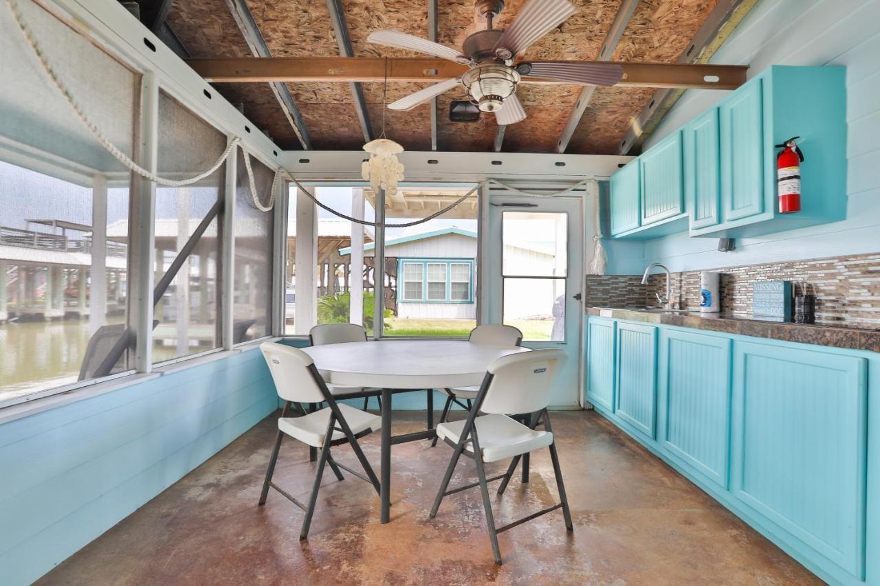 Villa Bayside Bliss Crystal Beach Exterior foto